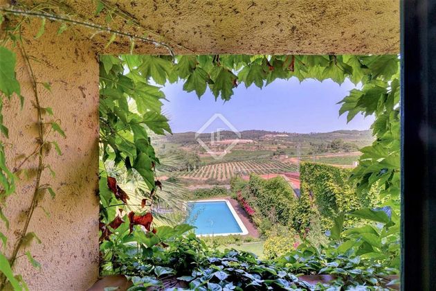 Foto 2 de Xalet en venda a Bonastre de 8 habitacions amb terrassa i piscina