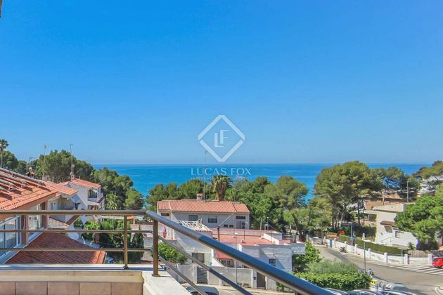 Foto 2 de Chalet en venta en Cap Salou de 5 habitaciones con terraza y piscina