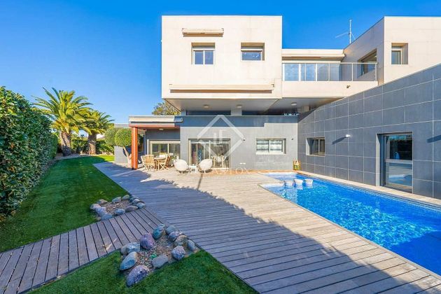 Foto 1 de Xalet en venda a Vilafortuny - Cap de Sant Pere de 4 habitacions amb terrassa i piscina