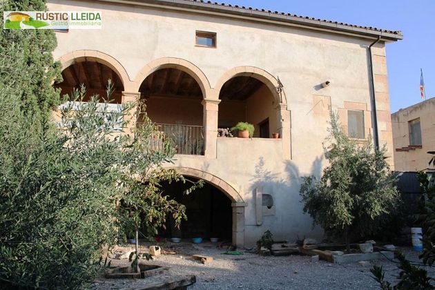 Foto 2 de Casa rural en venda a Anglesola de 4 habitacions amb terrassa i jardí