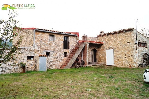 Foto 1 de Casa rural en venda a Santa Coloma de Queralt de 6 habitacions amb terrassa i piscina