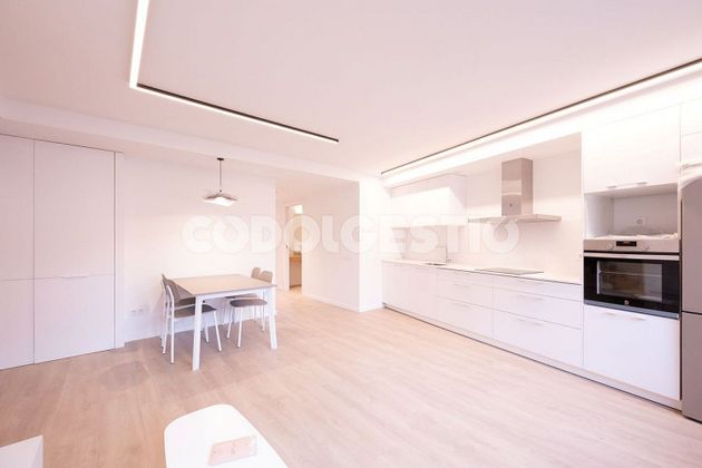 Foto 2 de Pis en venda a calle De Capsavila de 3 habitacions amb terrassa