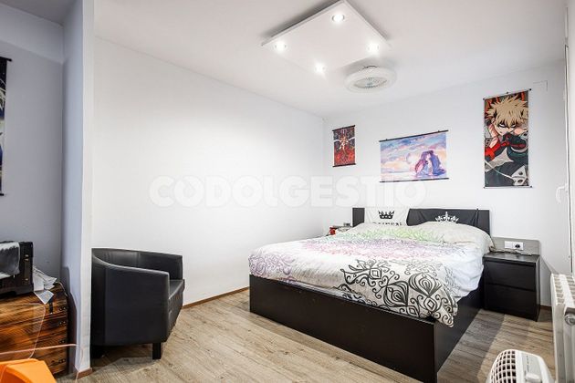 Foto 2 de Piso en venta en calle De Montesquiu de 3 habitaciones y 79 m²