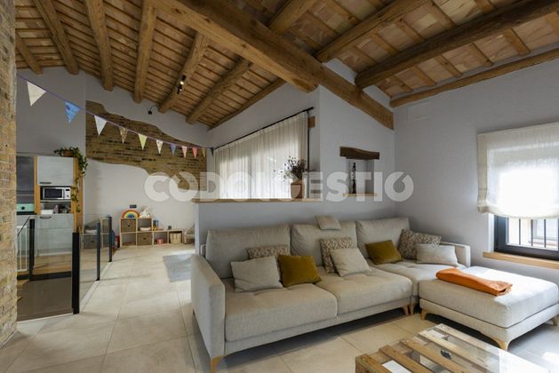 Foto 1 de Casa en venda a calle De Sant Martí de 3 habitacions amb garatge i jardí