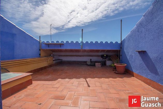 Foto 1 de Casa rural en venda a Santa Oliva de 4 habitacions amb terrassa i balcó