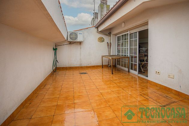 Foto 1 de Àtic en venda a Can Clos - Avda. Catalunya de 3 habitacions amb terrassa i garatge
