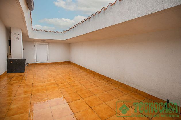 Foto 2 de Àtic en venda a Can Clos - Avda. Catalunya de 3 habitacions amb terrassa i garatge