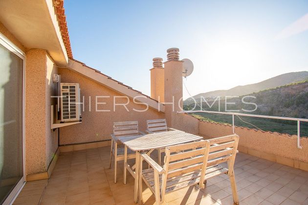 Foto 2 de Casa adossada en venda a Botigues de Sitges - Garraf de 4 habitacions amb terrassa i piscina