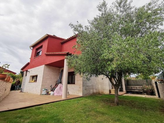 Foto 1 de Casa adossada en venda a Sant Joan-Vilarromà de 4 habitacions amb terrassa i piscina
