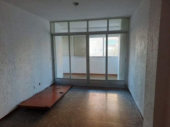 Foto 2 de Piso en venta en El Arroyo - La Fuente de 3 habitaciones con terraza y ascensor