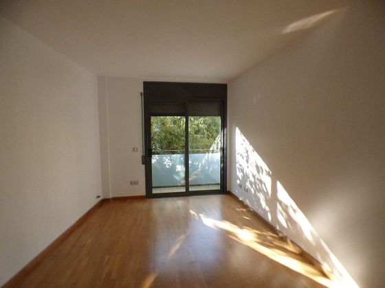 Foto 2 de Piso en alquiler en Santa Eugènia de 3 habitaciones con terraza y balcón