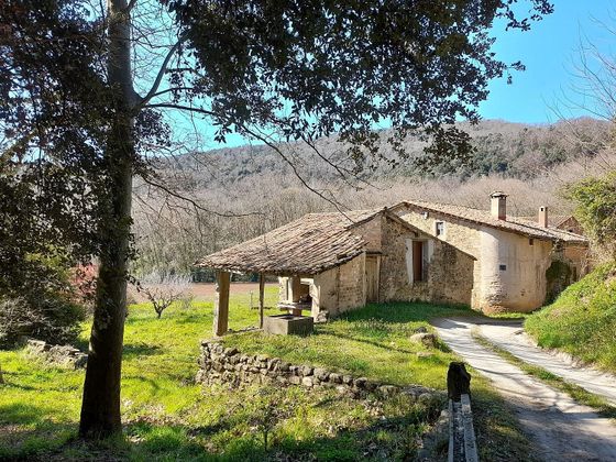 Foto 1 de Casa rural en venta en Mieres (Girona) de 7 habitaciones con terraza y piscina