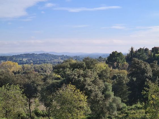 Foto 2 de Casa rural en venda a Foixà de 6 habitacions amb jardí