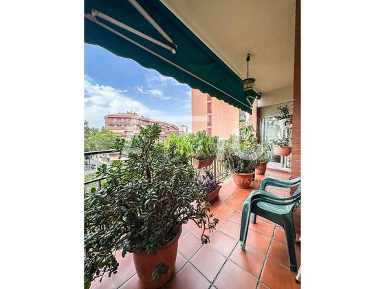 Foto 1 de Pis en venda a Eixample - Sant Oleguer de 4 habitacions amb terrassa i garatge