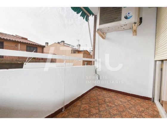 Foto 2 de Pis en venda a Centre - Castellar del Vallès de 3 habitacions amb balcó i aire acondicionat