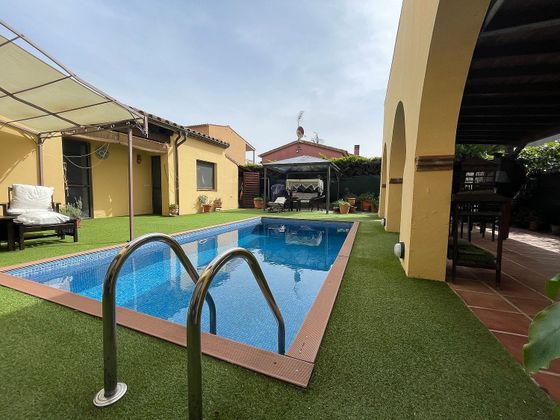 Foto 1 de Casa en venda a Pera, La de 4 habitacions amb piscina i jardí