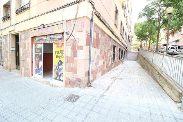 Foto 1 de Local en venta en Sant Andreu de Palomar con aire acondicionado