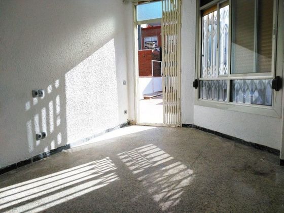 Foto 2 de Pis en venda a Centre - Colomeres - Rambles de 2 habitacions amb terrassa