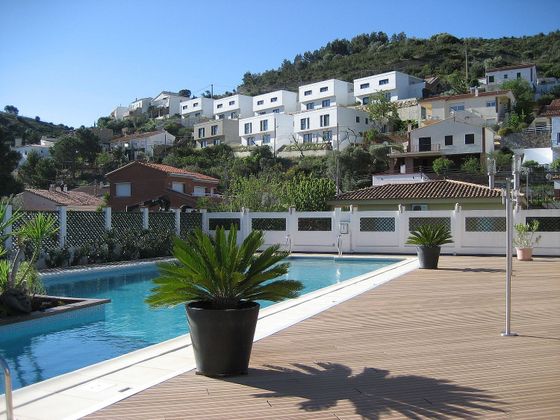 Foto 1 de Chalet en venta en calle Catalunya Nord de 6 habitaciones con terraza y piscina