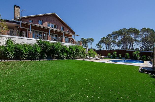 Foto 1 de Casa en venta en Bellaterra de 4 habitaciones con terraza y piscina
