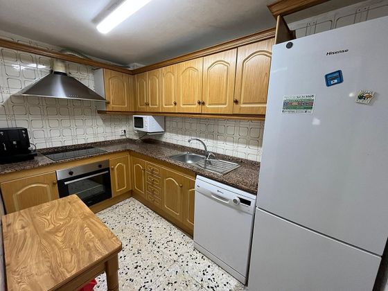 Foto 2 de Casa adosada en venta en Vila-rodona de 4 habitaciones con calefacción