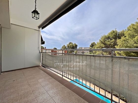 Foto 2 de Pis en venda a El Poal de 2 habitacions amb terrassa i piscina