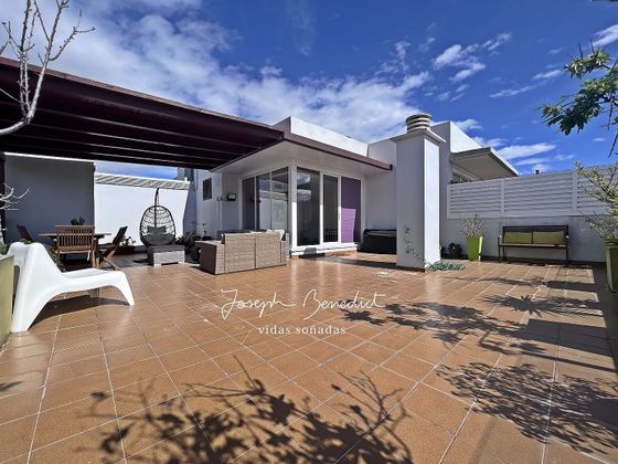 Foto 2 de Àtic en venda a Centre - Castelldefels de 4 habitacions amb terrassa i piscina