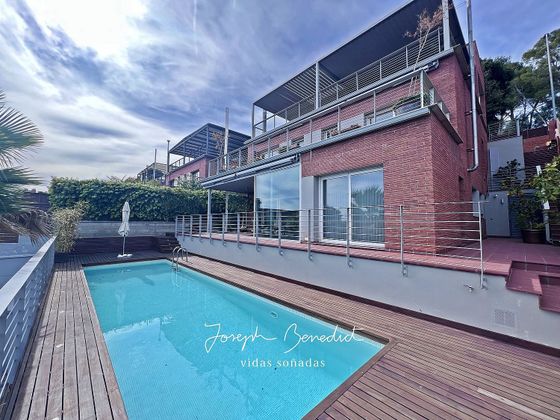 Foto 2 de Xalet en venda a Montmar de 5 habitacions amb terrassa i piscina