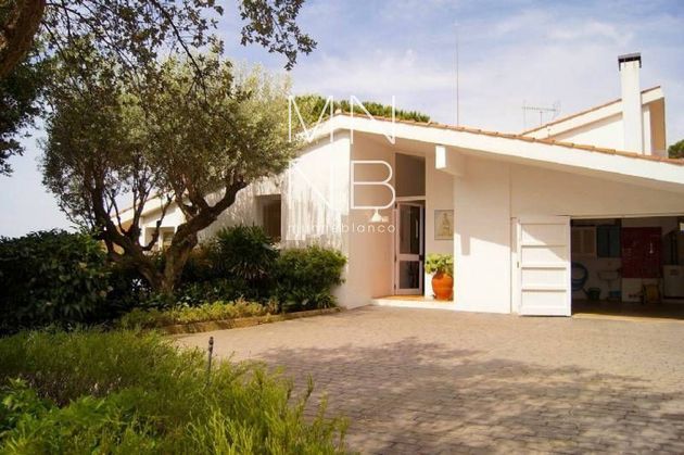 Foto 1 de Casa en venda a Sant Andreu de Llavaneres de 8 habitacions amb piscina i garatge