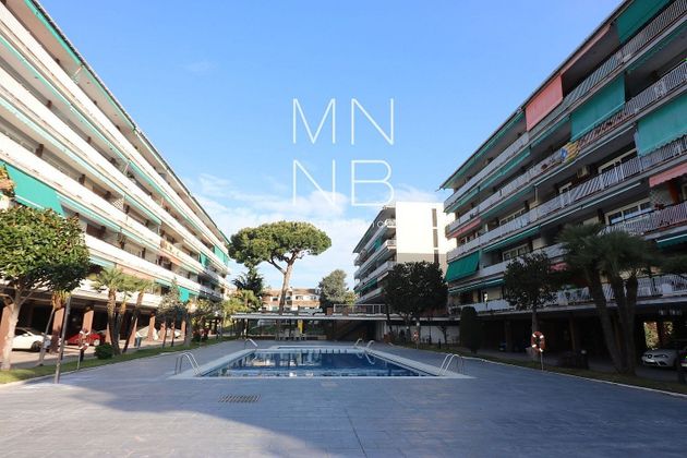 Foto 1 de Venta de piso en Sant Andreu de Llavaneres de 3 habitaciones con terraza y piscina