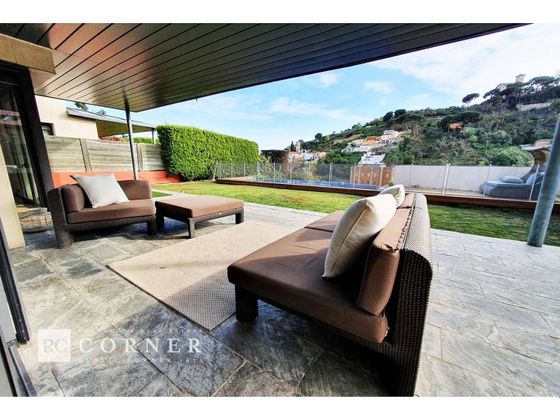 Foto 2 de Xalet en venda a Sarrià de 6 habitacions amb terrassa i piscina