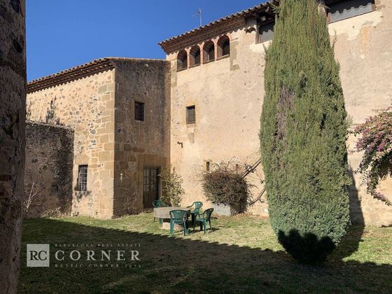 Foto 1 de Chalet en venta en Foixà de 8 habitaciones con terraza y piscina