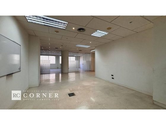 Foto 1 de Alquiler de oficina en El Putxet i el Farró de 530 m²