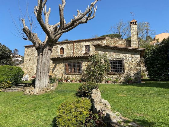 Foto 1 de Casa rural en venda a Castell d'Aro de 6 habitacions amb terrassa i piscina