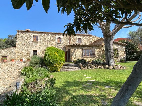 Foto 2 de Venta de casa rural en Castell d'Aro de 6 habitaciones con terraza y piscina