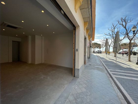 Foto 2 de Alquiler de local en Centre - Sant Feliu de Guíxols con aire acondicionado y calefacción