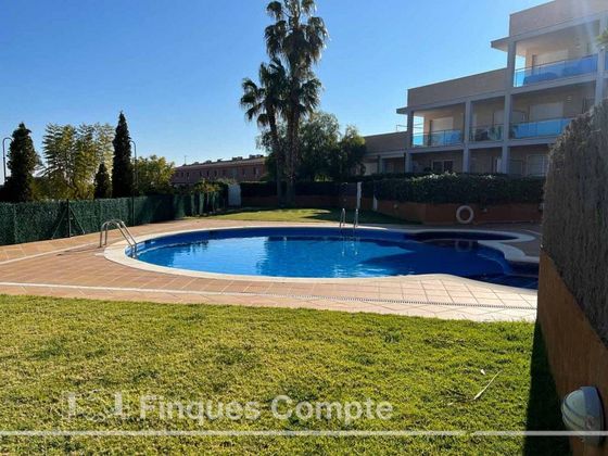 Foto 2 de Piso en venta en Berà Mar - El Francaset de 3 habitaciones con terraza y piscina