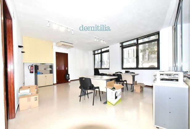 Foto 2 de Oficina en alquiler en Centre - Sabadell con terraza y aire acondicionado
