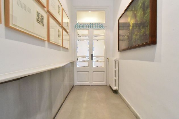 Foto 2 de Casa adossada en venda a Centre - Sabadell de 5 habitacions amb terrassa i garatge