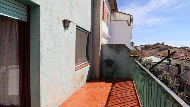 Foto 2 de Casa adossada en venda a Moià de 5 habitacions amb terrassa i garatge