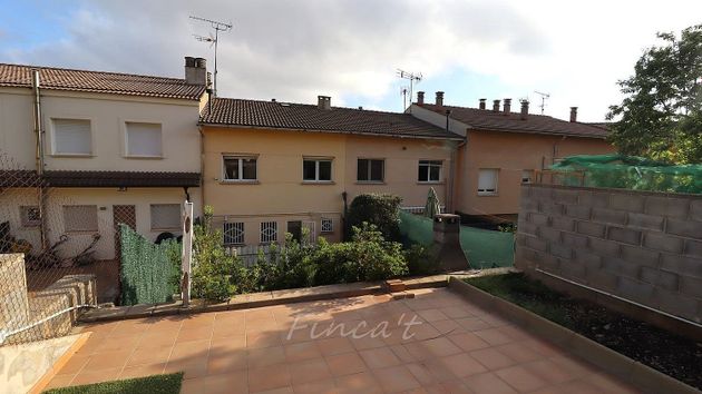 Foto 1 de Venta de casa adosada en Moià de 4 habitaciones con terraza y garaje