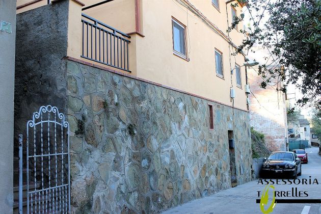 Foto 1 de Venta de chalet en Torrelles de Llobregat de 3 habitaciones con terraza y jardín