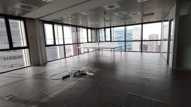 Foto 1 de Oficina en alquiler en Gran Via LH de 210 m²
