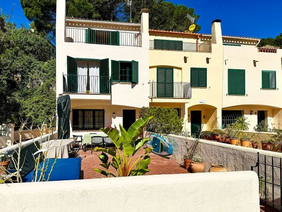 Foto 1 de Alquiler de casa en calle Catalonia de 4 habitaciones con terraza y garaje