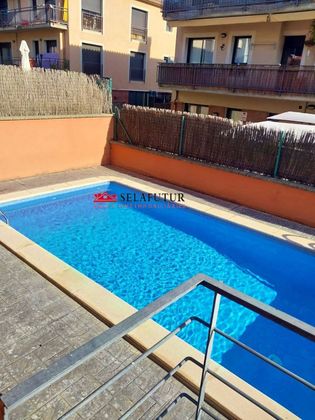 Foto 1 de Pis en venda a Santa Eulàlia de Ronçana de 3 habitacions amb terrassa i piscina