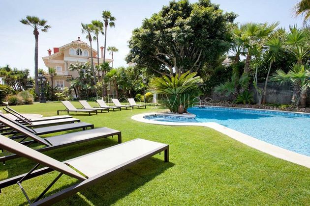 Foto 2 de Xalet en lloguer a Can Girona - Terramar - Can Pei - Vinyet de 7 habitacions amb terrassa i piscina