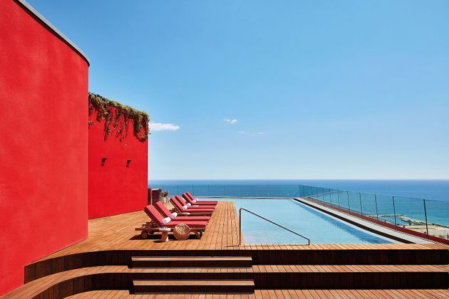 Foto 2 de Pis en venda a El Besós i el Maresme de 2 habitacions amb terrassa i piscina
