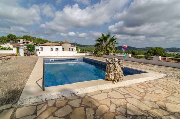 Foto 2 de Xalet en venda a Can Girona - Terramar - Can Pei - Vinyet de 7 habitacions amb terrassa i piscina