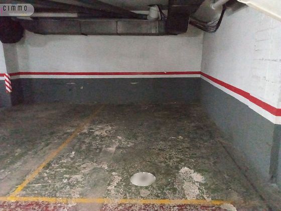 Foto 2 de Garaje en alquiler en La Nova Esquerra de l'Eixample de 11 m²