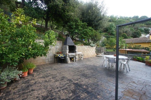Foto 1 de Casa en venda a Sant Fost de Campsentelles de 3 habitacions amb terrassa i jardí